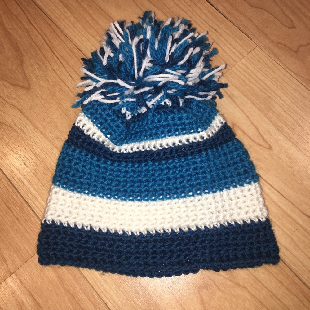 Blue Teal & White winter hat with Pom Pom